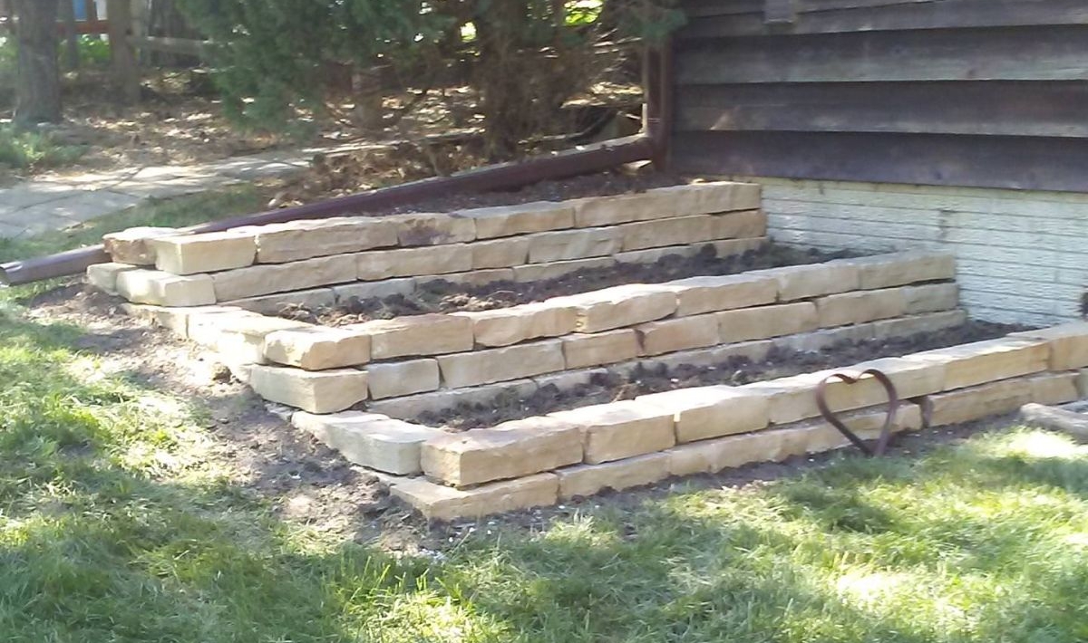 How to Build a Tiered Block DIY Retaining Wall from Scratch