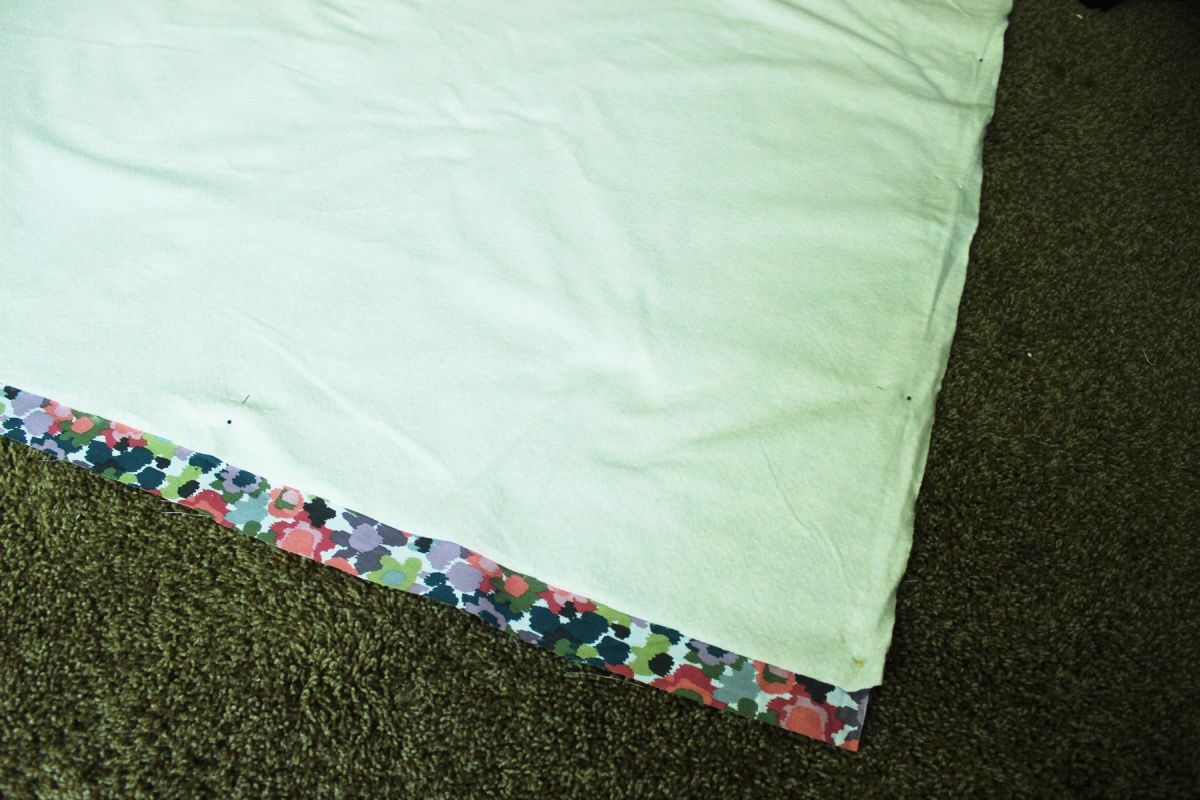 DIY Reversible Summer Quilt Sometimes when you get to a corner