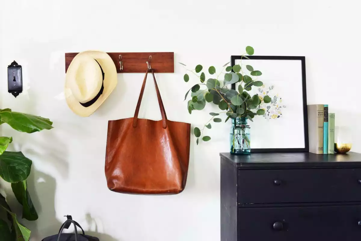 DIY Rustic Hanging Coat Rack