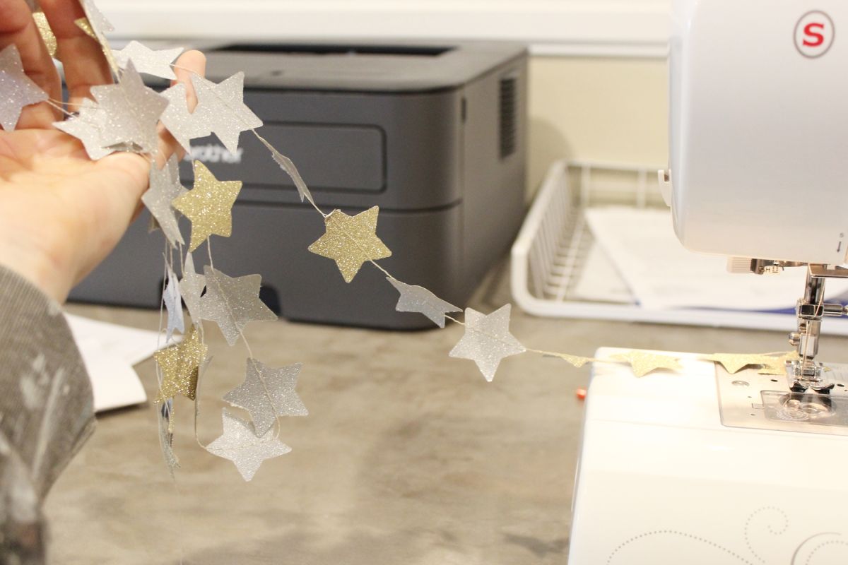 DIY Shimmery Star Garland Project