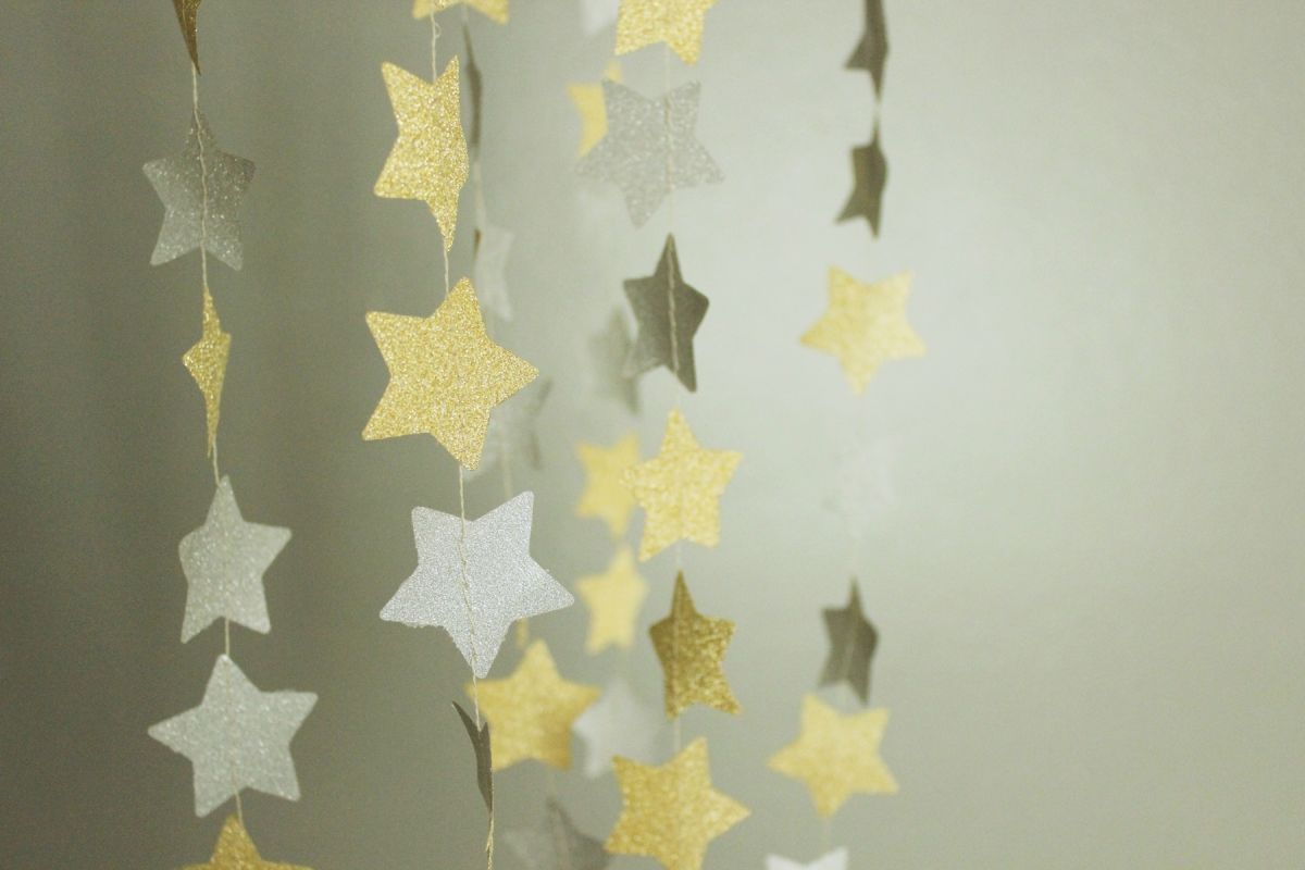 DIY Shimmery Star Garland - Sew Until your are done