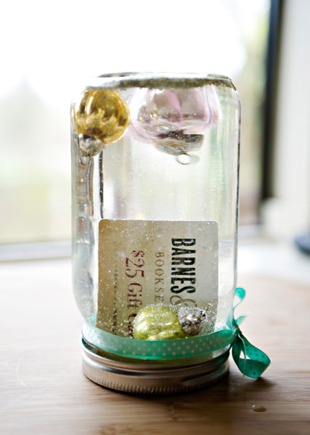 DIY Snow Globe from a mason jar