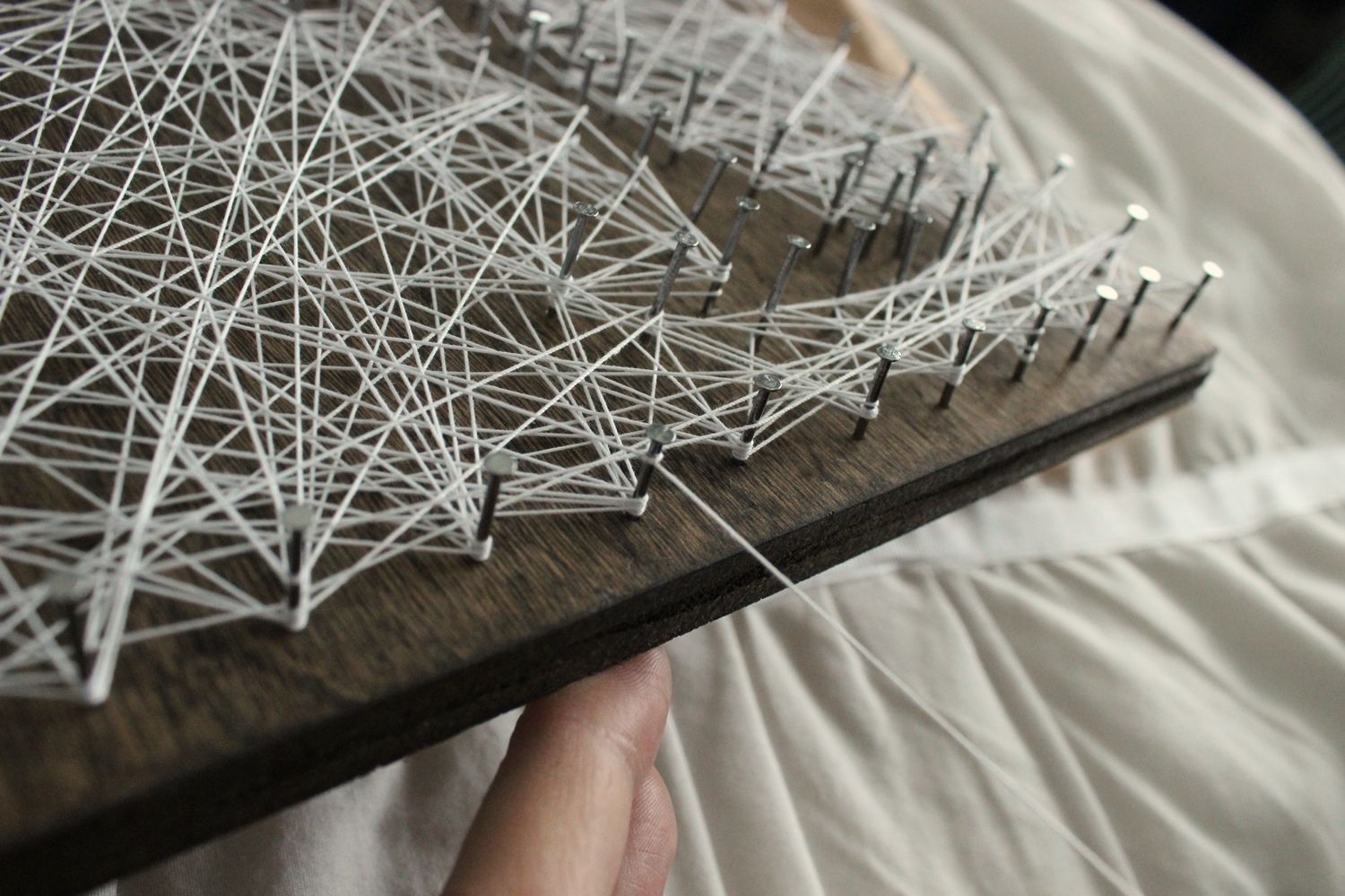 DIY String Art Tree - Repeat the loop-knot