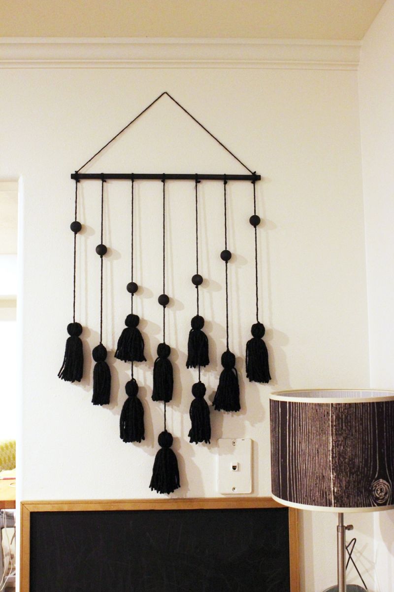 DIY Tassel Hanging on the wall