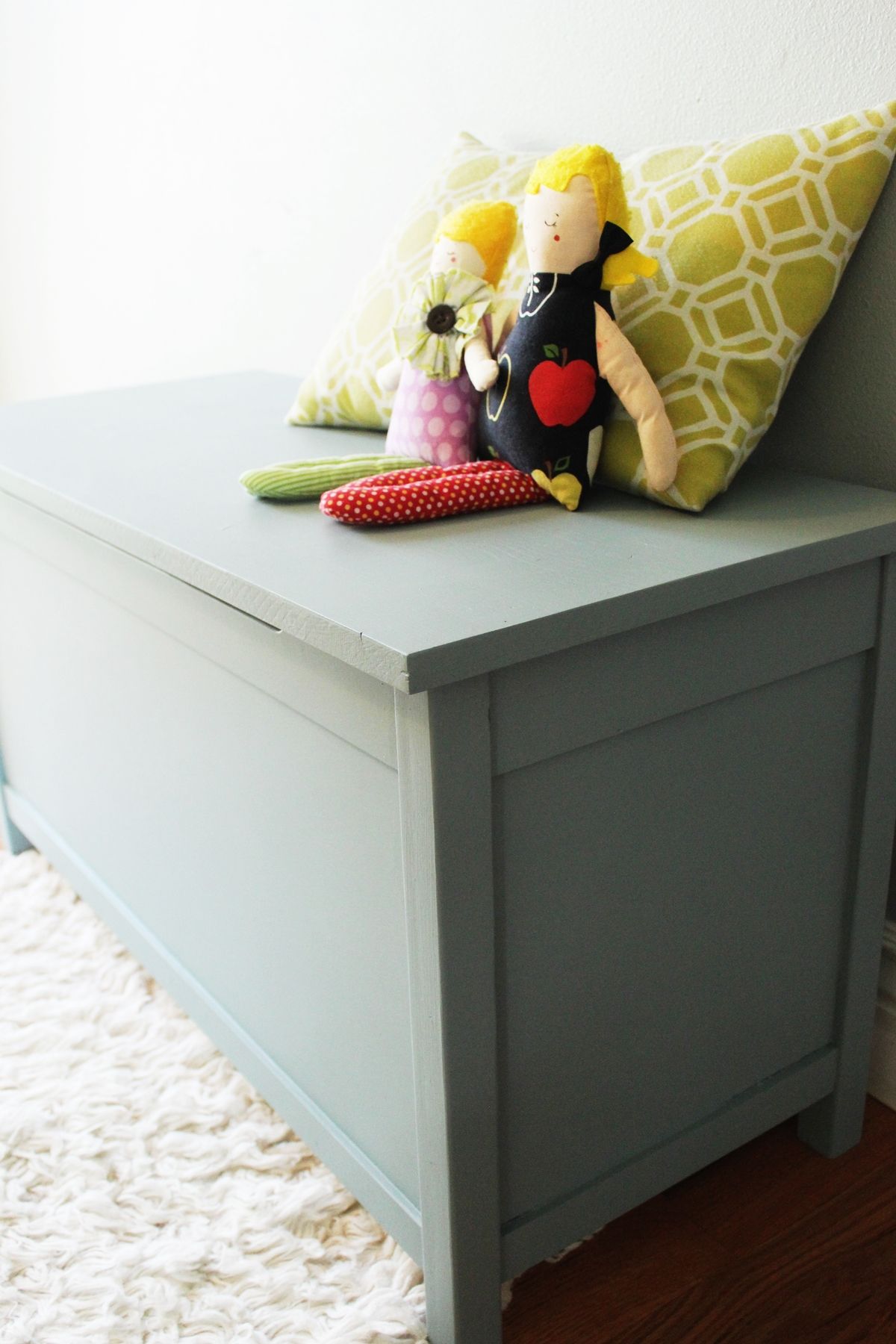 DIY Toy Box Poject for Kids Room