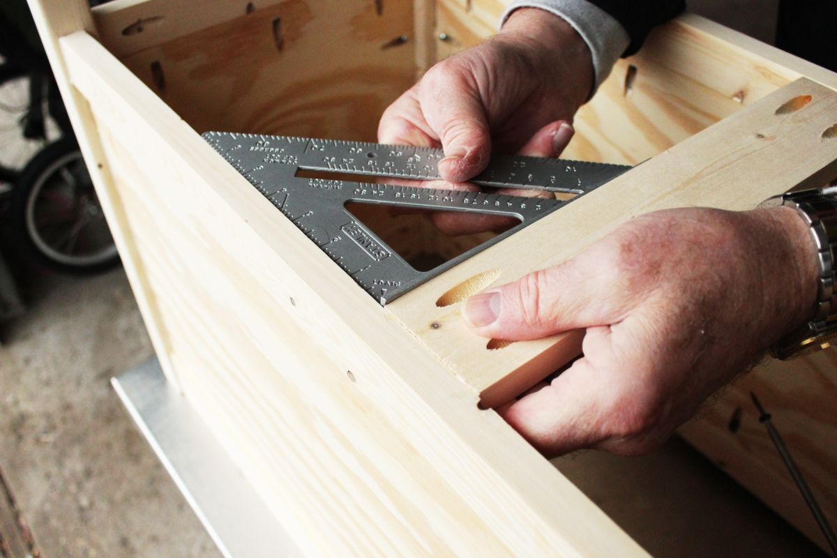 DIY Toy Box Use a square to make