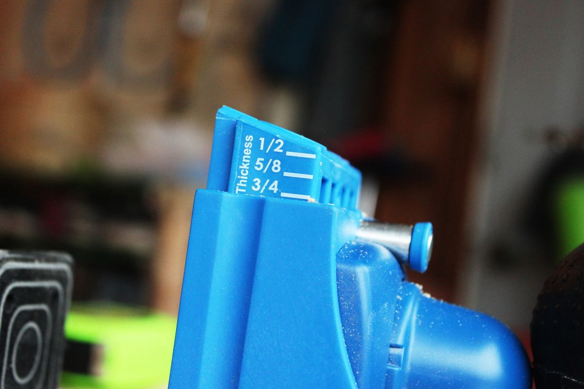 DIY Toy Box set up your beloved Kreg jig
