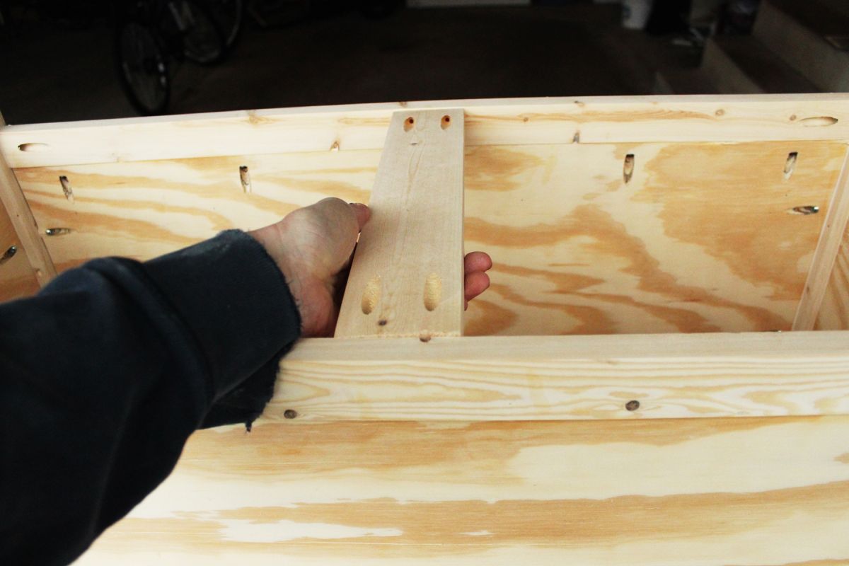 DIY Toy Box strip in the center of the box
