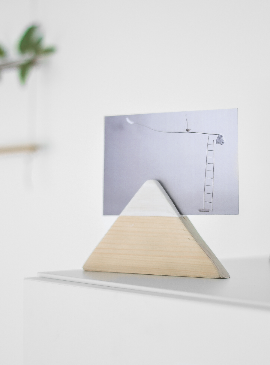 DIY Triangle Wooden Photo Holder