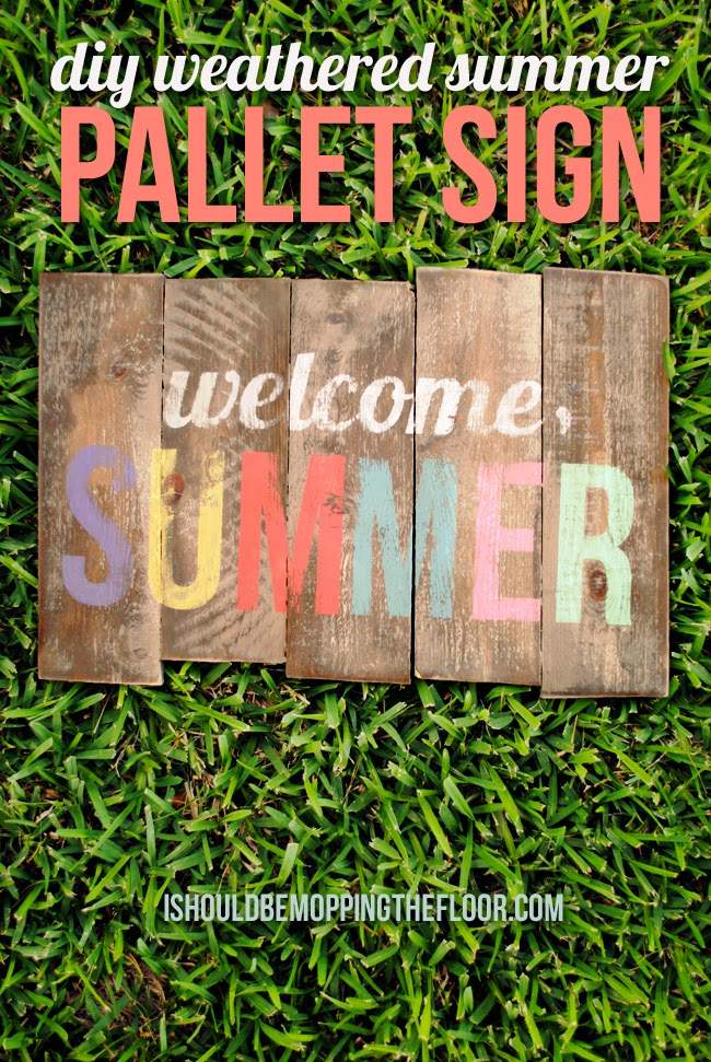 DIY Weathered Summer Pallet Sign