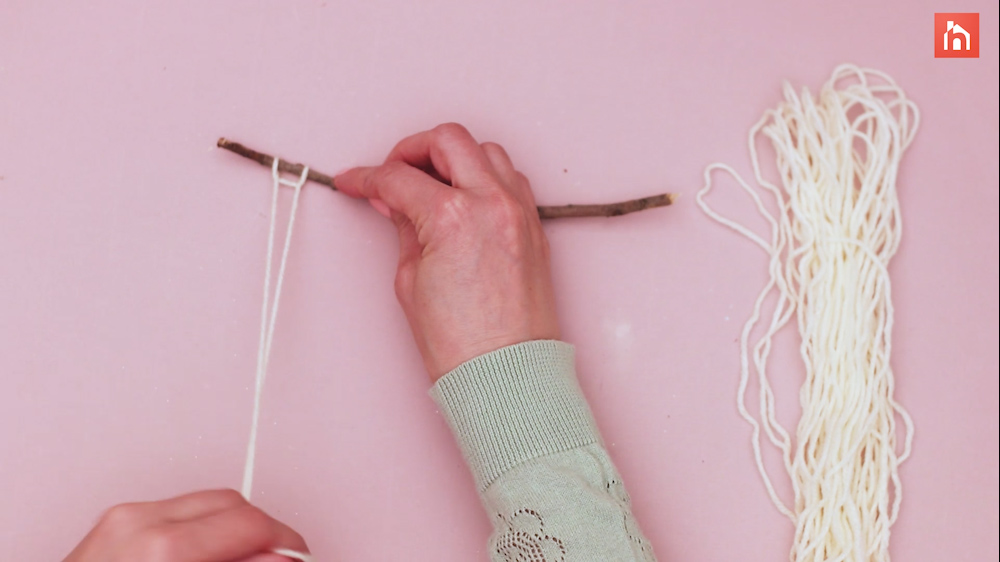 DIY Yarn Wall Tassel 10