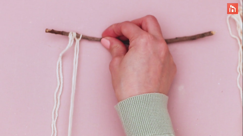 DIY Yarn Wall Tassel 12