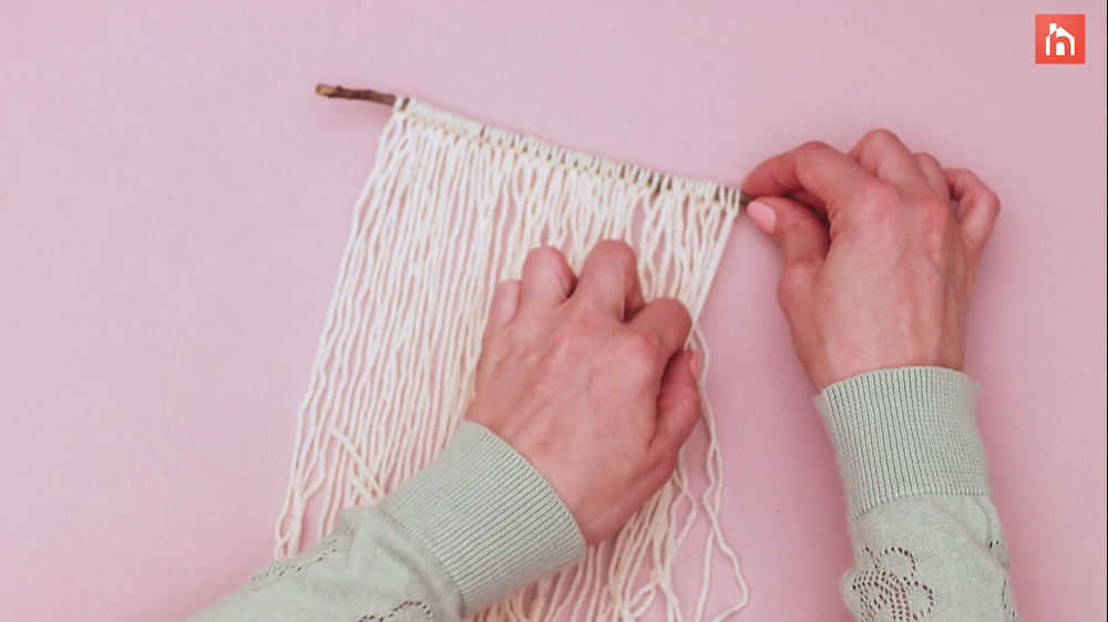 DIY Yarn Wall Tassel 14