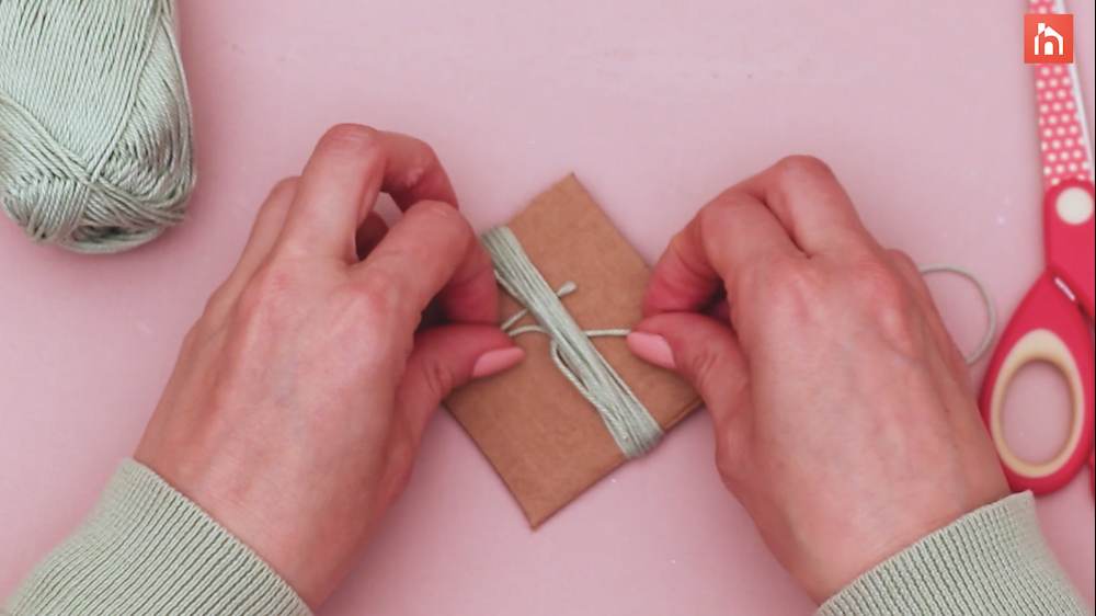 DIY Yarn Wall Tassel 22