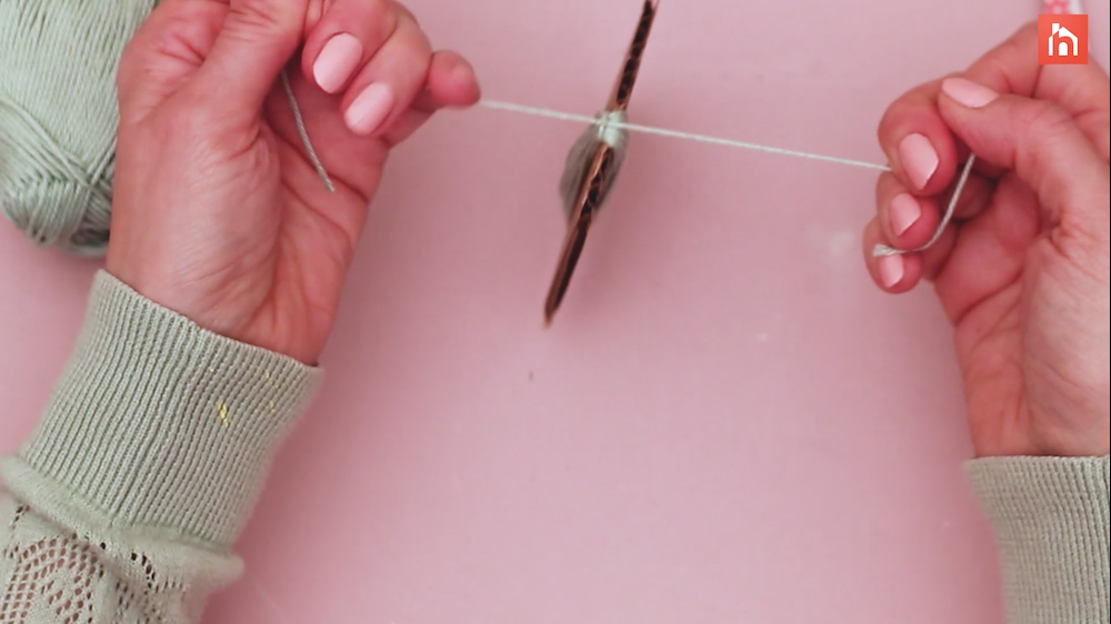 DIY Yarn Wall Tassel 26