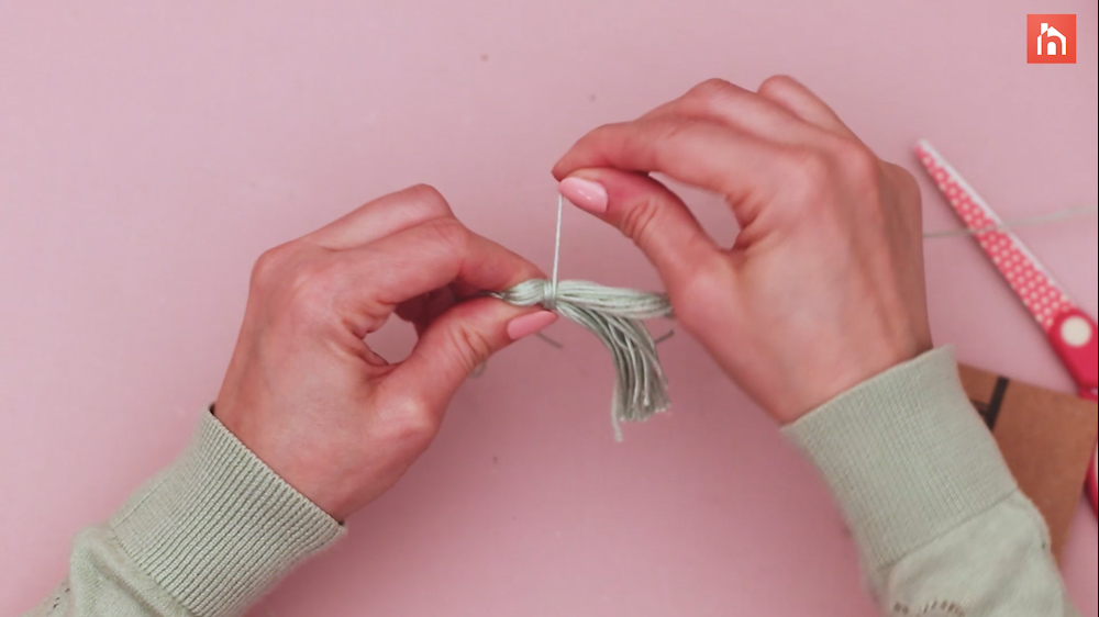 DIY Yarn Wall Tassel 30