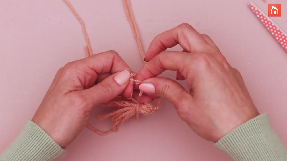 DIY Yarn Wall Tassel 49