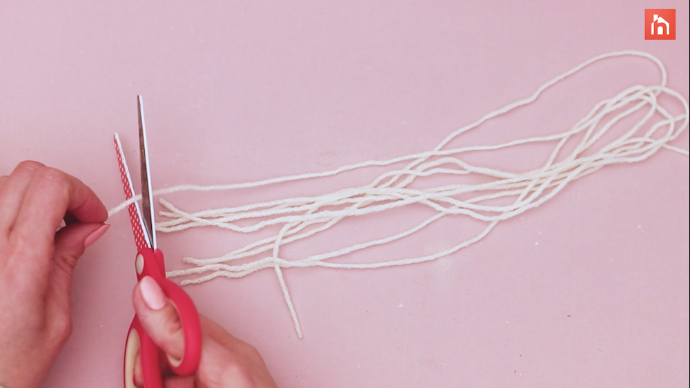 DIY Yarn Wall Tassel 5
