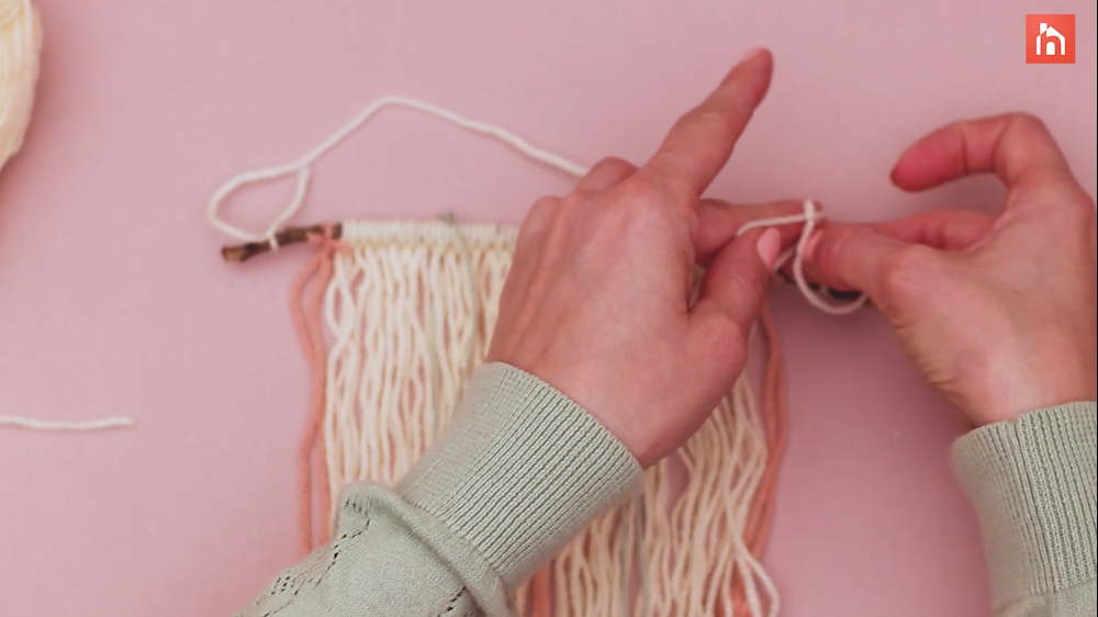 DIY Yarn Wall Tassel 80