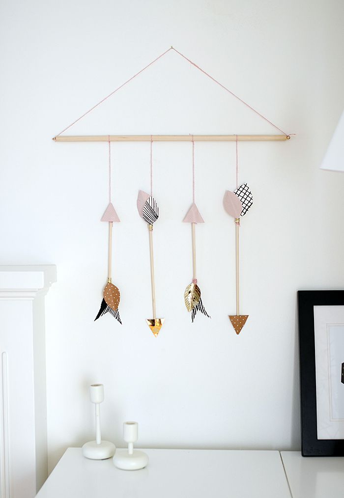 DIY arrows hanging