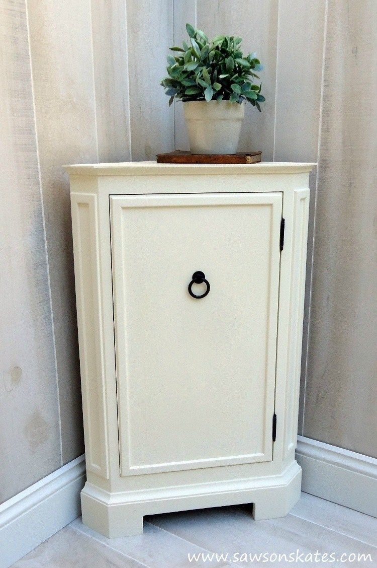 10 Cool Ways To Maximize Storage With Corner Cabinets