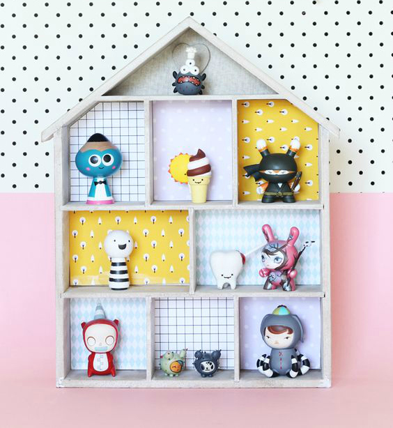 DIY dollhouse shelves