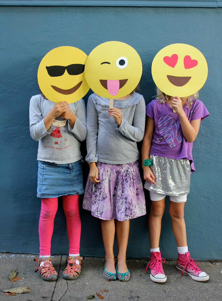 DIY emoji photo booth props