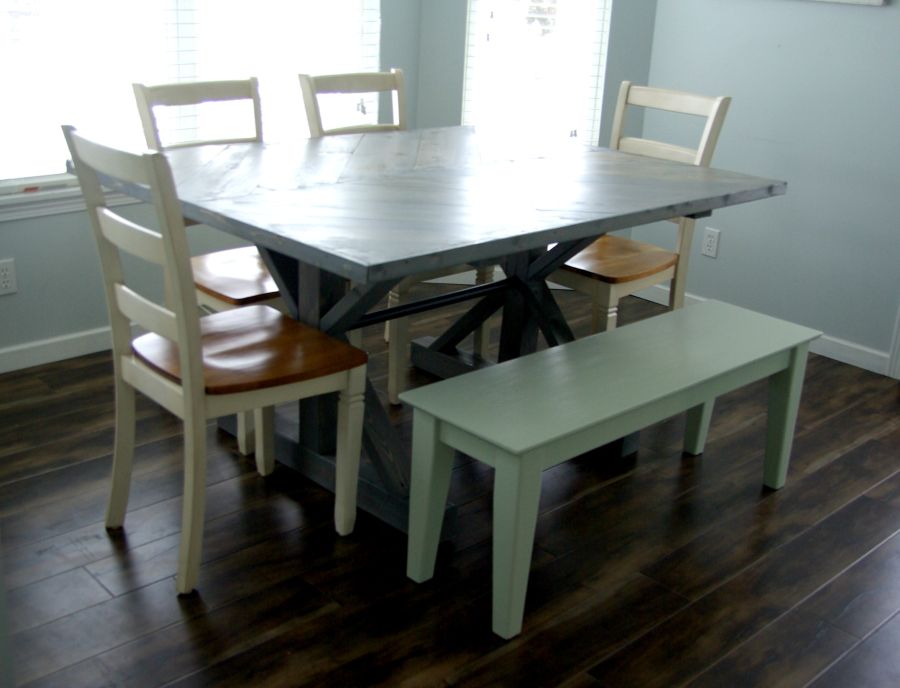 DIY farmhouse table for dining room