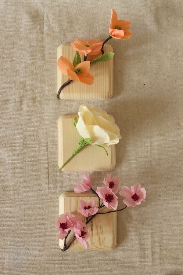 DIY faux flower blocks