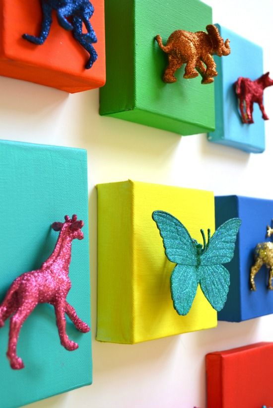 DIY glitter animal canvases