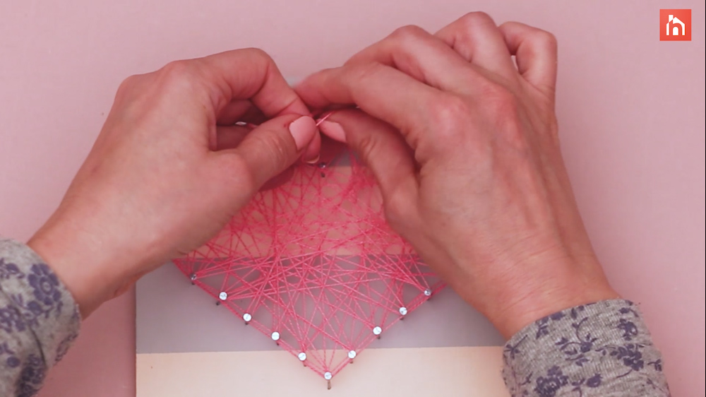 DIY heart nail string art 54