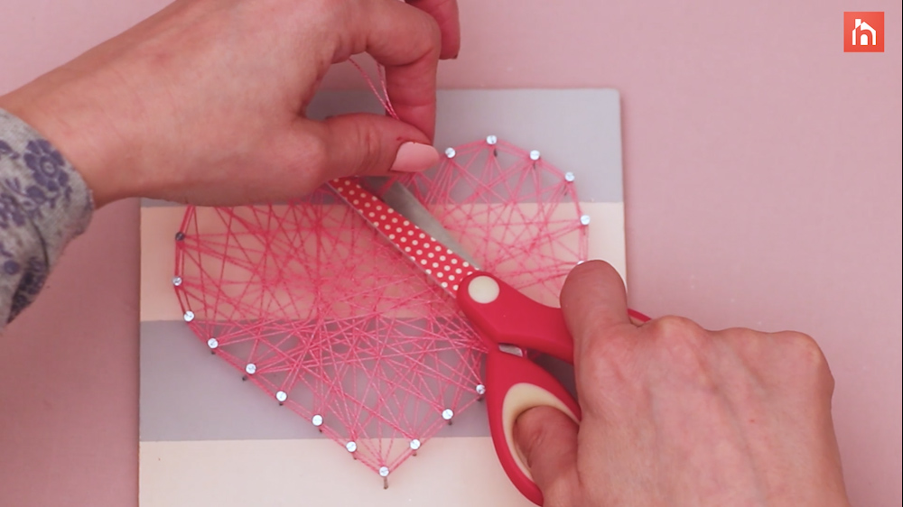 DIY heart nail string art 56