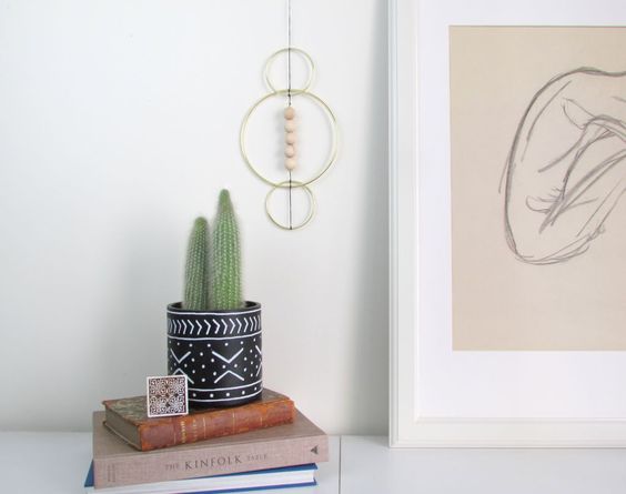 DIY minimal hanging