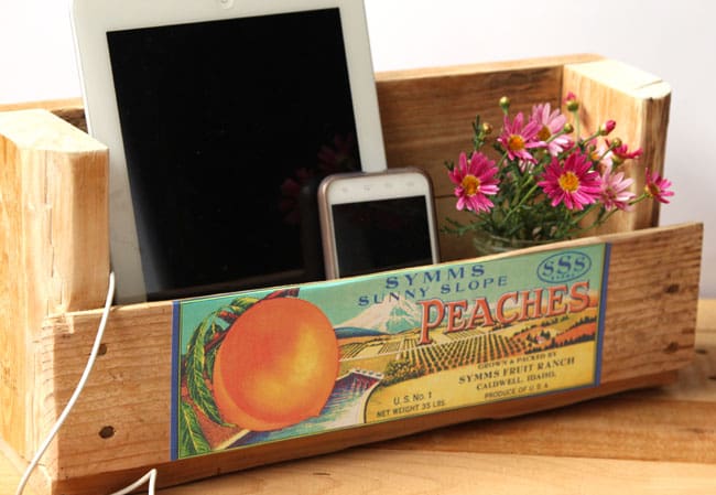 DIY pallet charging station