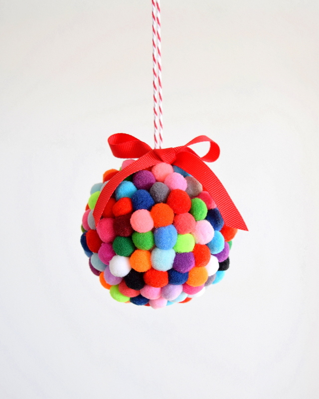 DIY pom pom ornament