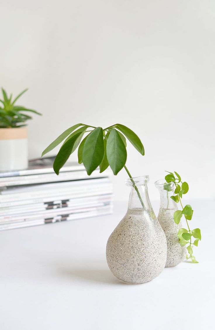 DIY speckled vase