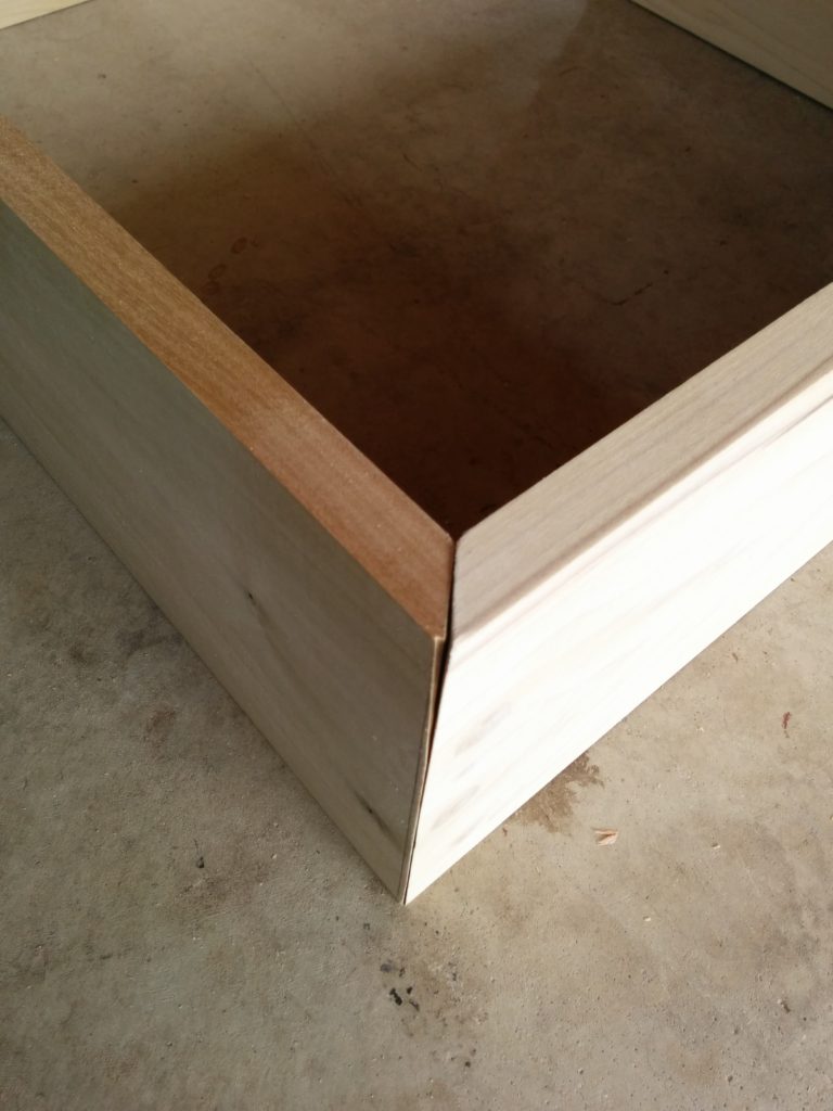 DIY-storage-box-45-angle-corner