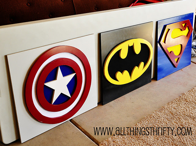 DIY superhero plaques