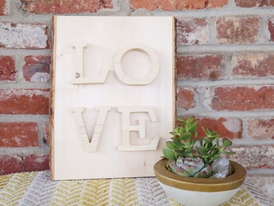DIY wood sign hanging