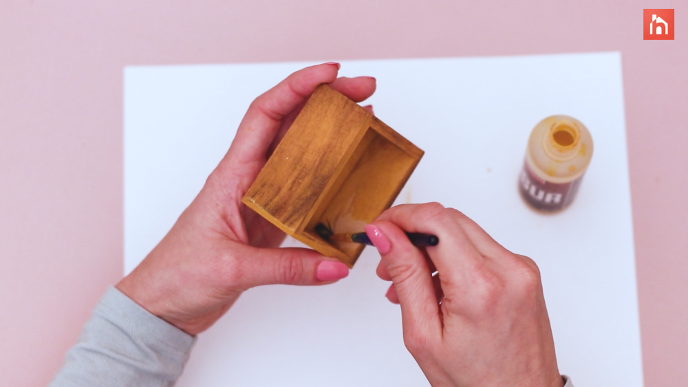 DIY wooden key holder step 1 6