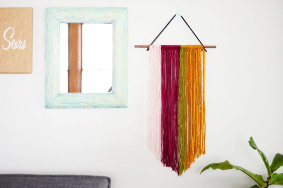 DIY yarn hanging