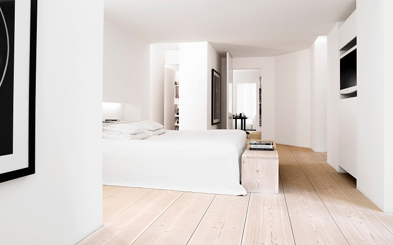 Minimalist Bedroom Design Provides Less Stress and a Good Night’s Sleep