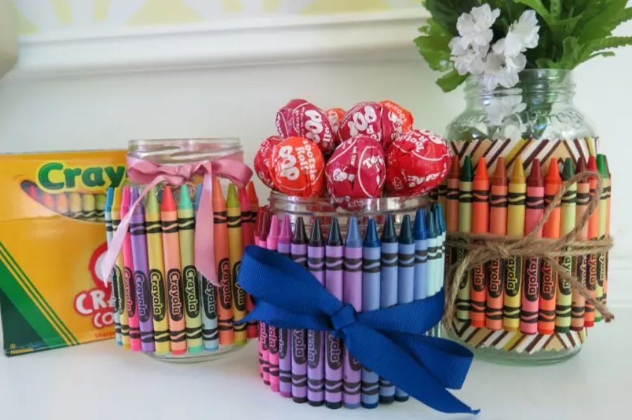 Decorate with crayon jars