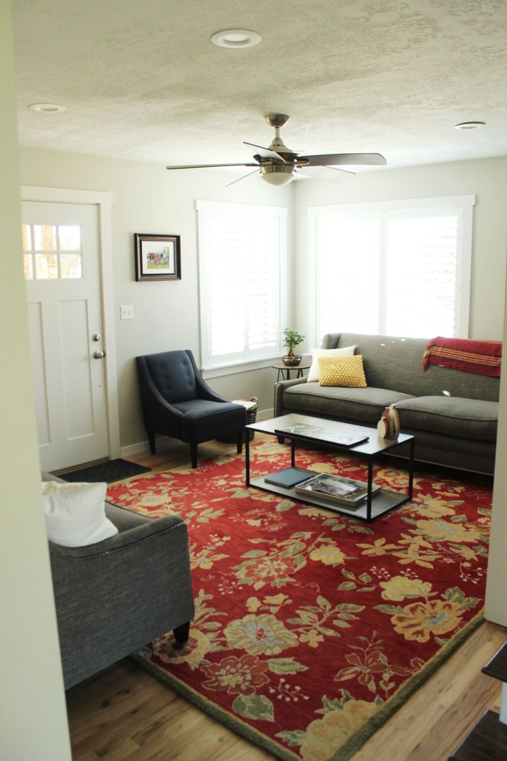 Decorating a small living room