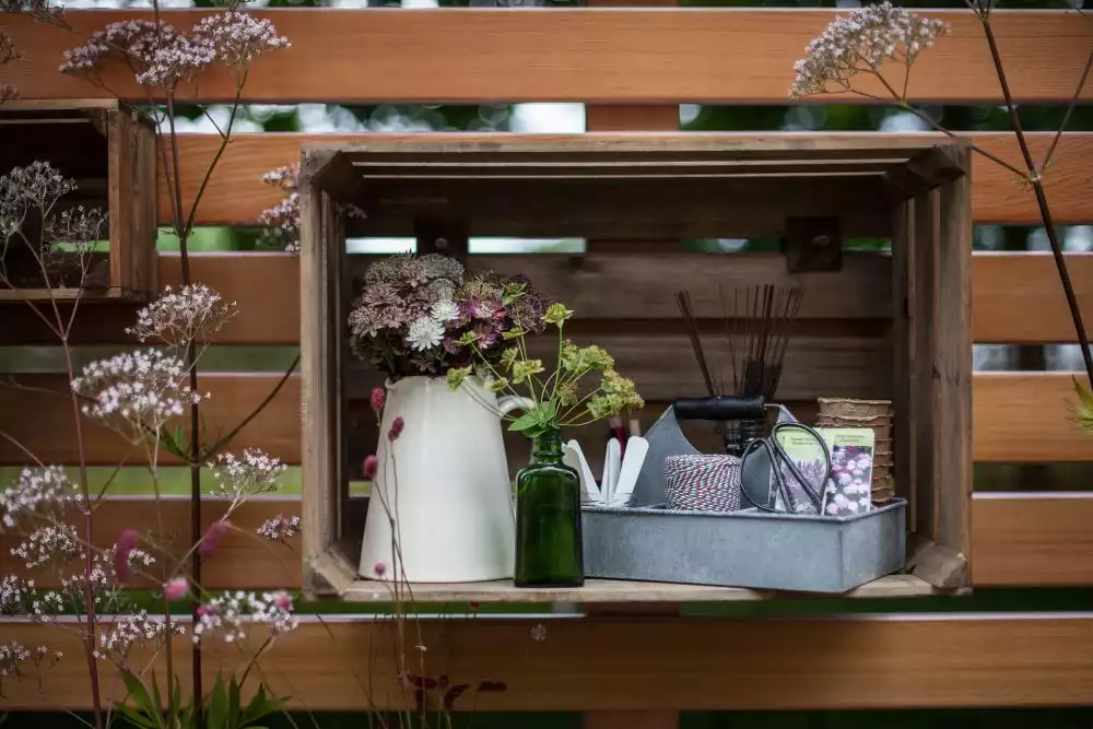 Decorating the fence crates