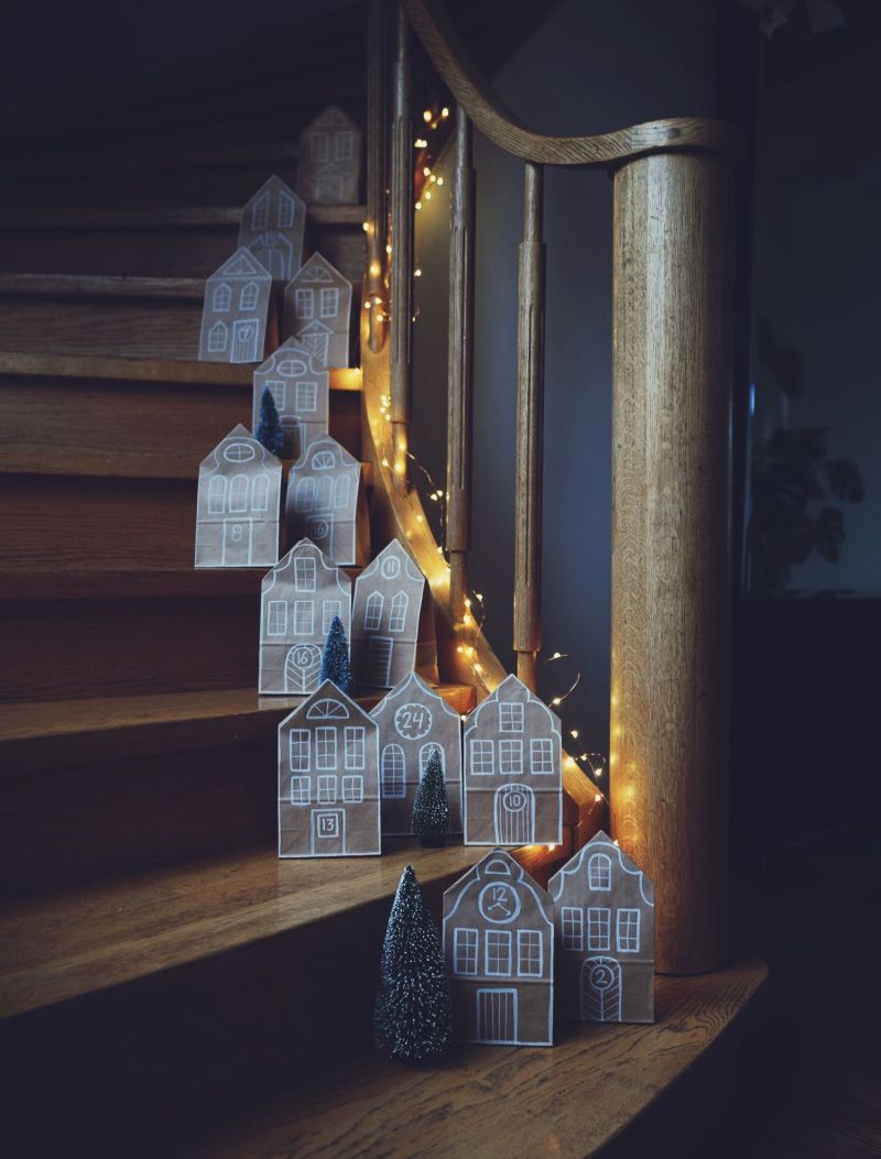 decorating the staris with lamps
