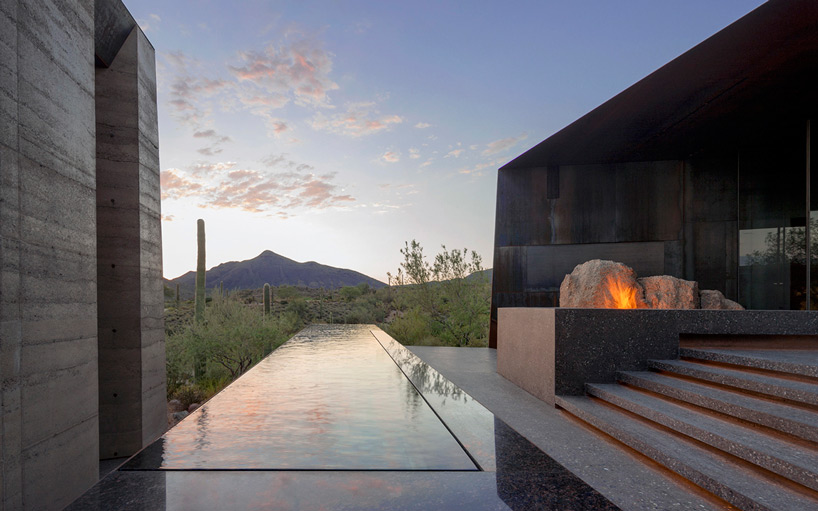 Desert Courtyard House pool