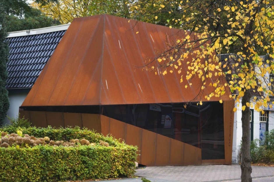 Design Steel Screen by Möhn+Bouman