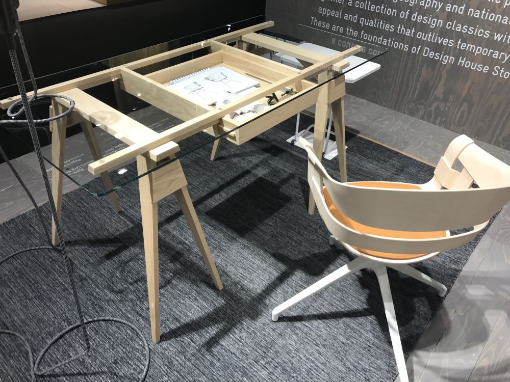 Design house stockholm desk