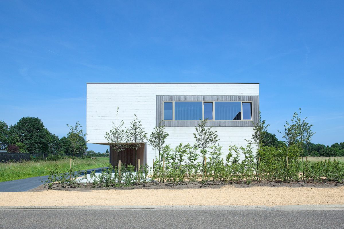 Design of Concrete rural house by Clauwers Simon